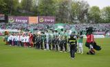 8 Maj 2011; Prezentacja obydwu drużyn. Dwudziesta piąta kolejka Ekstraklasy 2010/2011 - Lechia Gdańsk v Wisła Kraków. Stadion Miejski, Gdańsk. Fot. Tomasz Żuber / GrFoto.org