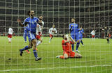 26 Marzec 2013; Reakcja bramkarza San Marino Aldo Simoncinni po wykorzystanym rzucie karnym Roberta Lewandowskiego. Mecz eliminacji Mistrzostw Świata 2014 - Polska v San Marino. Stadion Narodowy, Warszawa, Polska. Fot. Tomasz Żuber / GrFoto.org *** Local Caption *** 26 March 2013; San Marino goalkeeper reacts after Robert Lewandowski score a goal from the penalty. 2014 FIFA World Cup qualification – UEFA Group H - Poland v San Marino. Warsaw National Stadium, Poland. Picture credit: Tomasz Zuber / GrFoto.org