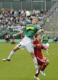 8 Maj 2011; Ivans Lukjanovs, Lechia Gdańsk, i Patryk Małecki, Wisła Kraków. Dwudziesta piąta kolejka Ekstraklasy 2010/2011 - Lechia Gdańsk v Wisła Kraków. Stadion Miejski, Gdańsk. Fot. Tomasz Żuber / GrFoto.org