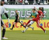 8 Maj 2011; Marcin Pietrowski, Lechia Gdańsk, i Cezary Wilk, Wisła Kraków. Dwudziesta piąta kolejka Ekstraklasy 2010/2011 - Lechia Gdańsk v Wisła Kraków. Stadion Miejski, Gdańsk. Fot. Tomasz Żuber / GrFoto.org