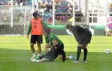 4 Czerwiec 2012; Trening otwarty reprezentacji Irlandii w ramach przygotowań do UEFA EURO 2012. Podopieczni Giovanni Trapattoni zaprezentowali się na Stadionie Miejskim w Gdyni. Trening Irlandczyków oglądało ok. 12 tys. kibiców. Stadion Miejski, Gdynia. Fot. Tomasz Żuber / GrFoto.org