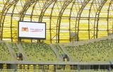6 Sierpień 2011; Dzień Otwarty na nowo powstałym stadionie na Gdańskiej Letnicy przyciągnął ponad 80 tysięcy zwiedzających. Chętnym udostepniono część stadionu, wchodziło się tunelem wprost na poziom murawy, skąd można było wejść na dolną część jednej z trybun. PGE Arena Gdańsk. Fot. Tomasz Żuber / GrFoto.org