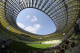 6 Sierpień 2011; Dzień Otwarty na nowo powstałym stadionie na Gdańskiej Letnicy przyciągnął ponad 80 tysięcy zwiedzających. Chętnym udostepniono część stadionu, wchodziło się tunelem wprost na poziom murawy, skąd można było wejść na dolną część jednej z trybun. PGE Arena Gdańsk. Fot. Tomasz Żuber / GrFoto.org