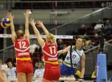 1 Luty 2012; Margereta Kożuch, Atom Trefl Sopot i Mira Golubovic, Irina Żukowa, Rabita Baku. Rozgrywki I rundy Play Off. Mecz 1/8 finału Europejskiej Ligi Mistrzyń CEV w sezonie 2011/2012.  ERGO ARENA, Gdańsk - Sopot. Fot. Tomasz Żuber / GrFoto.org *** Local Caption *** 1 February 2012; Margereta Kożuch, Atom Trefl Sopot i Mira Golubovic, Irina Żukowa, Rabita Baku. 2012 CEV Volleyball Champions League - Atom Trefl Sopot v Rabita Baku. ERGO ARENA, Gdańsk - Sopot. Picture credit: Tomasz Żuber / GrFoto.org