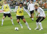 4 Czerwiec 2012; Trening otwarty reprezentacji Niemiec, w ramach przygotowań do UEFA EURO 2012. Podopieczni Joachima Loewa zaprezentowali się na stadionie przy Traugutta w Gdańsku. Trening Niemców oglądało ok. 11 tys. kibiców. Stadion Miejski, Gdańsk. Fot. Tomasz Żuber / GrFoto.org