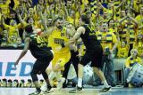 26 Luty 2011; Asseco Prokom Gdynia v Trefl Sopot. Mecz osiemnastej kolejki Tauron Basket Liga. Hala Sportowo - Widowiskowa Gdynia. Fot. Tomasz Żuber / GrFoto.org