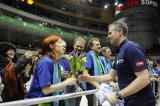 1 Luty 2012; Podziękowania i gratulacje dla trenera Alessandro Chiappini, Atom Trefl Sopot, po zakończeniu spotkania. Rozgrywki I rundy Play Off. Mecz 1/8 finału Europejskiej Ligi Mistrzyń CEV w sezonie 2011/2012.  ERGO ARENA, Gdańsk - Sopot. Fot. Tomasz Żuber / GrFoto.org *** Local Caption *** 1 February 2012; Atom Trefl Sopot head coach Alessandro Chiappini, gets congratulations and flowers from the team fan club, after the final whistle. 2012 CEV Volleyball Champions League - Atom Trefl Sopot v Rabita Baku. ERGO ARENA, Gdańsk - Sopot. Picture credit: Tomasz Żuber / GrFoto.org