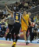 21 Listopad 2010; Trefl Sopot v Asseco Prokom Gdynia - Mecz siódmej kolejki w Tauron Basket Lidze. Ergo Arena, Gdańsk - Sopot. Fot.Tomasz Żuber / GrFoto.org