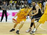 21 Listopad 2010; Trefl Sopot v Asseco Prokom Gdynia - Mecz siódmej kolejki w Tauron Basket Lidze. Ergo Arena, Gdańsk - Sopot. Fot.Tomasz Żuber / GrFoto.org