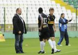 2 Lipca 2011; Emanuel Olisadebe, Lechia Gdańsk podczas spotkania. Pierwszy sparing po powrocie ze zgrupowania do Gdańska - Lechia Gdańsk v Olimpia Grudziądz. Stadion Miejski, Gdańsk. Fot. Tomasz Żuber / GrFoto.org  *** Local Caption *** 2 july 2011; Emanuel Olisadebe, Lechia Gdańsk. First sparing after the team come back to Gdańsk from being away - Lechia Gdańsk v Olimpia Grudziądz. City Stadium of Traugutta, Gdansk. Picture credit: Tomasz Żuber / GrFoto.org