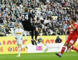 22 Kwiecień 2012; Lechia Gdańsk goalkeeper Wojciech Pawłowski in action. Dwudziesta siódma kolejka T-Mobile Ekstraklasa 2011/2012 - Lechia Gdańsk v Śląsk Wrocław. PGE Arena Gdańsk. Fot. Tomasz Żuber / GrFoto.org *** Local Caption *** 22 April 2012; Interwencja bramkarza Lechii Gdańsk Wojciech Pawłowski. T-Mobile Ekstraklasa 2011/2012, Round 27 - Lechia Gdańsk v Śląsk Wrocław. PGE Arena Gdańsk. Picture credit: Tomasz Żuber / GrFoto.org