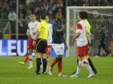 9 Czerwiec 2011; Gratulacje i podziękowania po zakończeniu spotkania. Międzynarodowy mecz towarzyski w ramach przygotowań do Euro 2012 - Polska v Francja. Stadion Legii Warszawa. Fot. Tomasz Żuber / GrFoto.org *** Local Caption *** 9 June 2011; Thanks and congratulations after the final whistle. International friendly match - Poland v France. Stadium Legii Warszawa. Picture credit: Tomasz Żuber / GrFoto.org