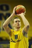 10 Październik 2011; Donatas Motiejunas, Asseco Prokom Gdynia. Inauguracyjny mecz rozgrywek ligi VTB 2011/2012- Asseco Prokom Gdynia v Azovmash Mariupol. HSW Gdynia. Fot. Tomasz Żuber / GrFoto.org *** Local Caption *** 10 October 2011; Donatas Motiejunas, Asseco Prokom Gdynia. VTB League 2011/2012 - Asseco Prokom Gdynia v Azovmash Mariupol. HSW Gdynia. Picture credit: Tomasz Żuber / GrFoto.org