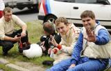 10 Lipiec 2011; Zawodnicy po zakończeniu szóstej rundy Górskich Samochodowych Mistrzostw Polski - LOTOS Grand Prix Sopot 2011. Fot. Tomasz Żuber / GrFoto.org