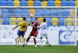 20 Sierpień 2011; Interwencja bramkarza Michał Szromnik, Arka Gdynia. Piąta kolejka I Ligi Piłki Nożnej 2011/2012 - Arka Gdynia v Olimpa Elbląg. Stadion Miejski, Gdynia. Fot. Tomasz Żuber / GrFoto.org 