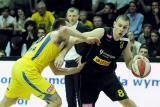 26 Luty 2011; Asseco Prokom Gdynia v Trefl Sopot. Mecz osiemnastej kolejki Tauron Basket Liga. Hala Sportowo - Widowiskowa Gdynia. Fot. Tomasz Żuber / GrFoto.org