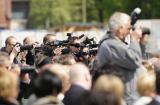 14 Maj 2011; Uroczystość wmurowania kamienia węgielnego pod budowę Europejskiego Centrum Solidarności. W uroczystości udział wzieli  m.in. Prezydent RP Bronisaw Komorowski i Prezydent Miasta Gdańska Paweł Adamowicz. Pomnik Trzech Krzyży na Placu Solidarności, Gdańsk. Fot. Tomasz Żuber / GrFoto.org