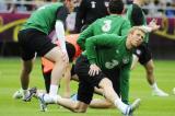 4 Czerwiec 2012; Trening otwarty reprezentacji Irlandii w ramach przygotowań do UEFA EURO 2012. Podopieczni Giovanni Trapattoni zaprezentowali się na Stadionie Miejskim w Gdyni. Trening Irlandczyków oglądało ok. 12 tys. kibiców. Stadion Miejski, Gdynia. Fot. Tomasz Żuber / GrFoto.org