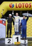 10 Lipiec 2011; Prezentacja zawodników na podium po zakończeniu Górskich Samochodowych Mistrzostw Polski - LOTOS Grand Prix Sopot 2011. Fot. Tomasz Żuber / GrFoto.org