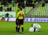 1 Marzec 2013; Pogoń Szczecin goalkeeper Radosław Januszkiewicz ukarany czerwoną kartką przez sędziego głównego spotkania Tomasz Wajda. Siedemnasta kolejka T-Mobile Ekstraklasa 2012/2013 - Lechia Gdańsk v Pogoń Szczecin. PGE Arena Gdańsk. Fot. Tomasz Żuber / GrFoto.org *** Local Caption *** 1 March 2013; Pogon Szczecin goalkeeper Radoslaw Januszkiewicz is shown the red card by the referee Tomasz Wajda. T-Mobile Ekstraklasa 2012/2013, Round 17 - Lechia Gdansk v Pogon Szczecin. PGE Arena Gdańsk. Picture credit: Tomasz Żuber / GrFoto.org