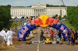 25 Maj 2008; Red Bull Soapbox Race - Belfast. Parliamount Buildings 'Stormont', Belfast, Pólnocna Irlandia. Fot. Tomasz Zuber / GrFoto.org *** Local Caption *** 25 May 2008; Red Bull Soapbox Race - Belfast. Parliamount Buildings 'Stormont', Belfast, Northern Ireland. Picture credit: Tomasz Zuber / GrFoto.org