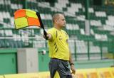 2 Lipca 2011; Sędzia asystent podczas spotkania. Pierwszy sparing po powrocie ze zgrupowania do Gdańska - Lechia Gdańsk v Olimpia Grudziądz. Stadion Miejski, Gdańsk. Fot. Tomasz Żuber / GrFoto.org  *** Local Caption *** 2 july 2011; Referee during the match. First sparing after the team come back to Gdańsk from being away - Lechia Gdańsk v Olimpia Grudziądz. City Stadium of Traugutta, Gdansk. Picture credit: Tomasz Żuber / GrFoto.org