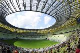 6 Sierpień 2011; Dzień Otwarty na nowo powstałym stadionie na Gdańskiej Letnicy przyciągnął ponad 80 tysięcy zwiedzających. Chętnym udostepniono część stadionu, wchodziło się tunelem wprost na poziom murawy, skąd można było wejść na dolną część jednej z trybun. PGE Arena Gdańsk. Fot. Tomasz Żuber / GrFoto.org