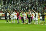 3 Maj 2012: Zespół Lechia Gdańsk dziękuje kibicom za doping. Dwudziesta dziewiąta kolejka T-Mobile Ekstraklasa 2011/2012 - Lechia Gdańsk v Legia Warszawa. PGE Arena Gdańsk. Fot. Tomasz Żuber / GrFoto.org *** Local Caption *** 3 May 2012; Lechia Gdańsk team chear with the supporters. T-Mobile Ekstraklasa 2011/2012, Round 29 - Lechia Gdansk v Legia Warszawa. PGE Arena Gdańsk. Picture credit: Tomasz Żuber / GrFoto.org