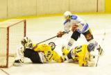 1 Październik 2010; GKS Stoczniowiec v MMKS Podhale Nowy Targ  - Ekstraliga PLH 2010/2011 - runda I. Hala Olivia, Gdańsk. Fot. Tomasz Żuber / GrFoto.org