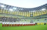 16 Październik 2011; Polska v Ukraina - Międzynarodowy mecz budowniczych infrastrukury do EURO 2012. Na murawie staneły naprzeciw siebie drużyny złożone z przedstawicieli firm budowlanych zaangażowanych w projekty infrastrukturalne związane z EURO 2012. PGE Arena Gdańsk. Fot. Tomasz Żuber / GrFoto.org