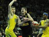 26 Luty 2011; Asseco Prokom Gdynia v Trefl Sopot. Mecz osiemnastej kolejki Tauron Basket Liga. Hala Sportowo - Widowiskowa Gdynia. Fot. Tomasz Żuber / GrFoto.org