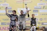 18 Wrzesień 2011; Podium po I wyścigu Pucharu Polski Quad - klasa Młodzik. IV Runda Mistrzostw Polski i Pucharu Polski w Motocrossie Quadów i Mistrzostw Okręgu. Tor Motocrossowy, Borkowo. Fot. Tomasz Zuber / GrFoto.org 