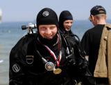 20 Maj 2012; Nurkowanie podczas Diving Day Gdańsk było wyjątkową okazją na poznanie strefy przybrzeżnej Mola normalnie zamkniętego dla nurków. Celem nurkowania było sprzątanie dna w rejonie Mola w Brzeźnie, jak również propagowanie sportów wodnych i bezpiecznego wypoczynku nad wodą. Molo Brzeźno Gdańsk. Fot. Tomasz Żuber / GrFoto.org *** Local Caption *** 20 May 2012; Nurkowanie podczas Diving Day Gdańsk było wyjątkową okazją na poznanie strefy przybrzeżnej Mola normalnie zamkniętego dla nurków. Celem nurkowania było sprzątanie dna w rejonie Mola w Brzeźnie, jak również propagowanie sportów wodnych i bezpiecznego wypoczynku nad wodą. Picture credit: Tomasz Żuber / GrFoto.org