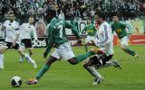 1 Kwiecień 2011; Abdou Razack Traore, Lechia Gdańsk. Dwudziesta kolejka Ekstraklasy 2010/2011 - Lechia Gdańsk v GKS Bełchatów. Stadion Miejski, Gdańsk. Fot. Tomasz Żuber / GrFoto.org *** Local Caption *** 1 April 2011; Abdou Razack Traore, Lechia Gdańsk. Ekstraklasa 2010/2011, Round 20 - Lechia Gdańsk v GKS Bełchatów. City Stadium of Traugutta, Gdansk. Picture credit: Tomasz Żuber / GrFoto.org