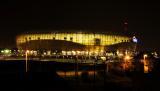 6 Sierpień 2011; Widok ogólny nocą na nowo powstały stadion PGE Arena Gdańsk. Letnica. Fot. Tomasz Żuber / GrFoto.org