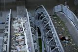 6 Czerwiec 2011; Uroczyste otwarcie Zmodernizowanego Zakładu Unieszkodliwiania Odpadów w Gdańsku Szadółkach. W uroczystości udział wzieli Prezydent Miasta Gdańska Paweł Adamowicz, prezes Zakładu Utylizacyjnego Wojciech Głuszczak oraz przedstawiciele Ministerstwa Środowiska i Urzędu Marszałkowskiego Województwa Pomorskiego. Gdańsk - Szadółki. Fot. Tomasz Żuber / GrFoto.org
