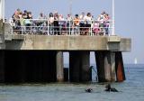 20 Maj 2012; Nurkowanie podczas Diving Day Gdańsk było wyjątkową okazją na poznanie strefy przybrzeżnej Mola normalnie zamkniętego dla nurków. Celem nurkowania było sprzątanie dna w rejonie Mola w Brzeźnie, jak również propagowanie sportów wodnych i bezpiecznego wypoczynku nad wodą. Molo Brzeźno Gdańsk. Fot. Tomasz Żuber / GrFoto.org *** Local Caption *** 20 May 2012; Nurkowanie podczas Diving Day Gdańsk było wyjątkową okazją na poznanie strefy przybrzeżnej Mola normalnie zamkniętego dla nurków. Celem nurkowania było sprzątanie dna w rejonie Mola w Brzeźnie, jak również propagowanie sportów wodnych i bezpiecznego wypoczynku nad wodą. Picture credit: Tomasz Żuber / GrFoto.org