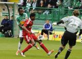 8 Maj 2011; Kew Jaliens, Wisła Kraków i Abdou Traore, Lechia Gdańsk. Dwudziesta piąta kolejka Ekstraklasy 2010/2011 - Lechia Gdańsk v Wisła Kraków. Stadion Miejski, Gdańsk. Fot. Tomasz Żuber / GrFoto.org *** Local Caption *** 8 May 2011; Kew Jaliens, Wisła Kraków and Abdou Traore, Lechia Gdańsk. Ekstraklasa 2010/2011, Round 25 - Lechia Gdańsk v Wisła Kraków. City Stadium of Traugutta, Gdansk. Picture credit: Tomasz Żuber / GrFoto.org