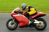 6 Czerwiec 2008; Mondello Masters & Clubman Motorcycle Races, Mondello Park, Donore, Naas, Hrabstwo Kildare, Irlandia. Fot. Tomasz Zuber / GrFoto.org *** Local Caption *** 6 June 2008; Mondello Masters & Clubman Motorcycle Races, Mondello Park, Donore, Naas, Co. Kildare, Ireland. Piture credit: Tomasz Zuber / GrFoto.org